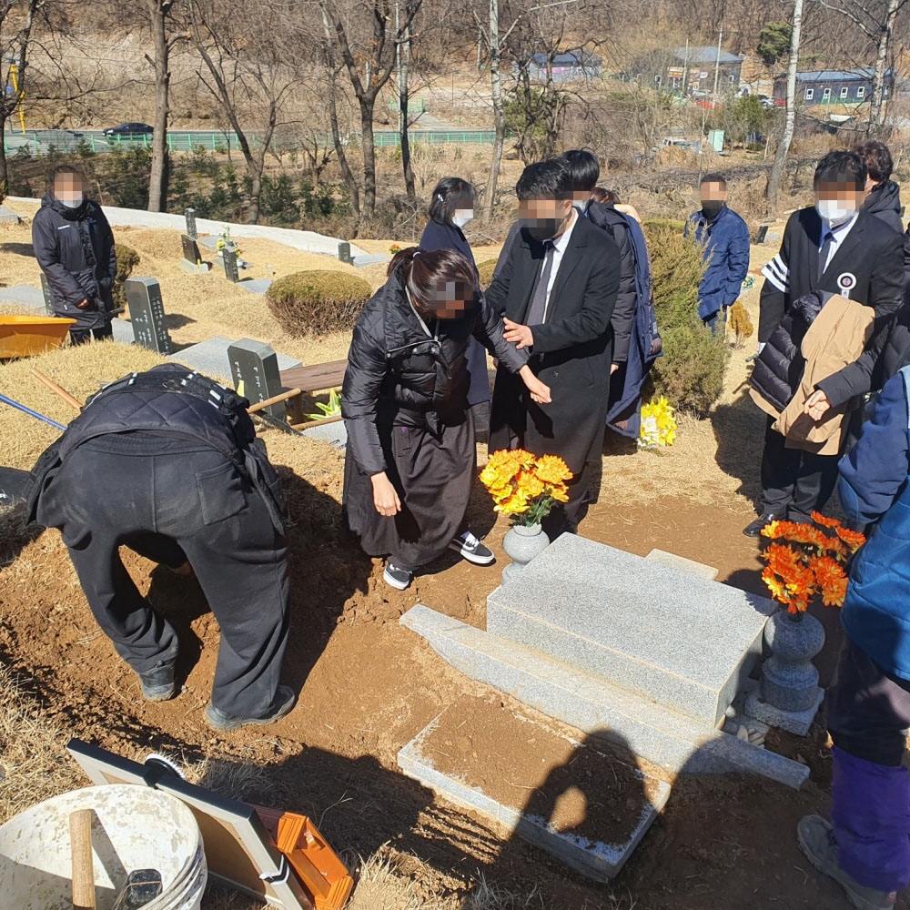 1948697120_cZpEBhif_f8375a815377af748a204a45df12bbfc84c86094.jpg 이미지크게보기